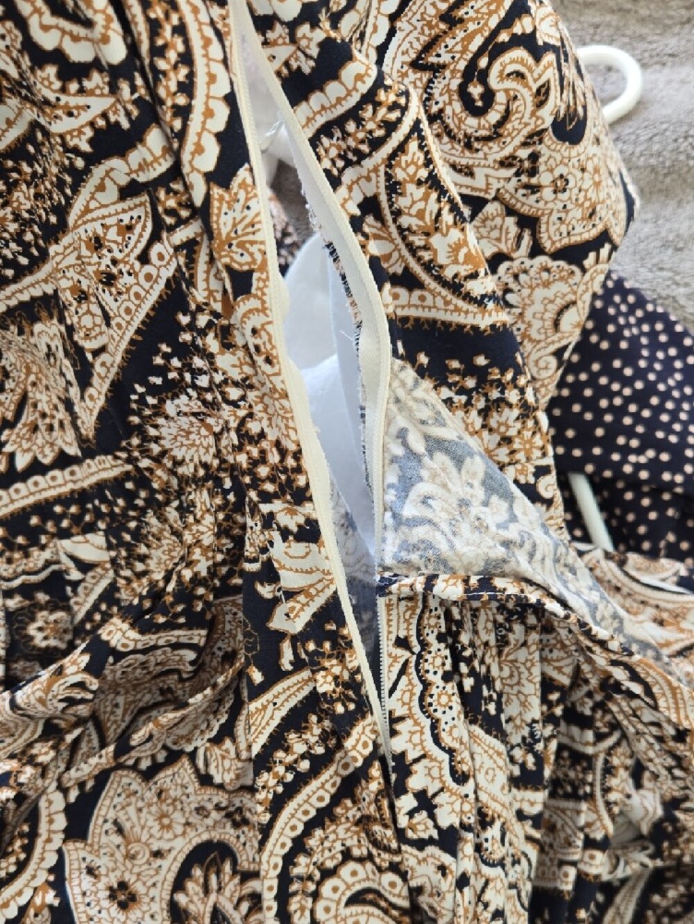 J. Crew Sleeveless Paisley 100% Cotton dress with tie detail classic size 10 - Picture 6 of 7